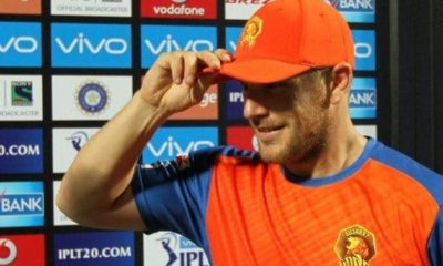 Orange Cap IPL 2017 Top 10 Batsman Holding Orange Cap Orange Cap IPL 10 Winner (2)